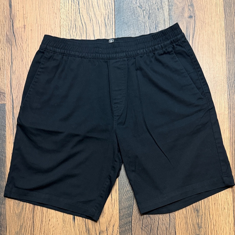 Volcom Men's Medium Black Shorts